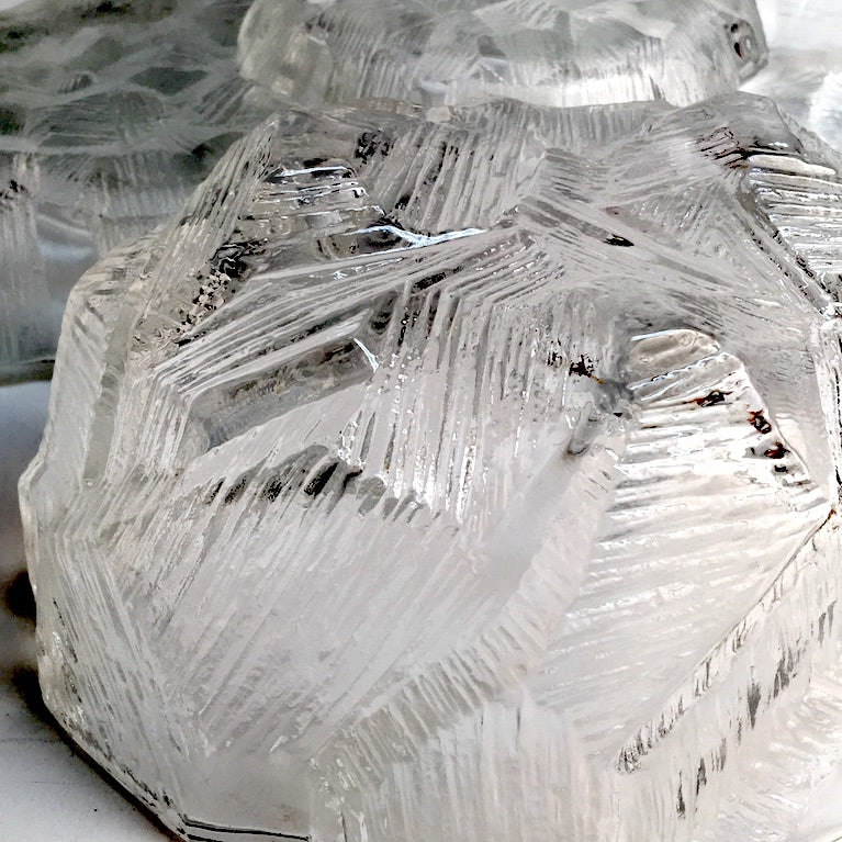 Vintage Sleuthing: Hoya Art Glass