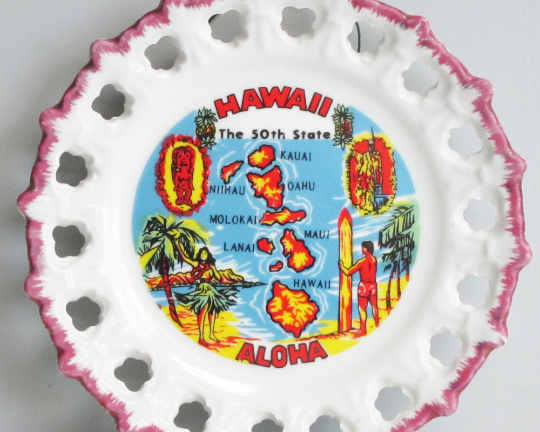 Vintage Hawaii state souvenir plate - USA travel - plate wall decor - NextStage Vintage
