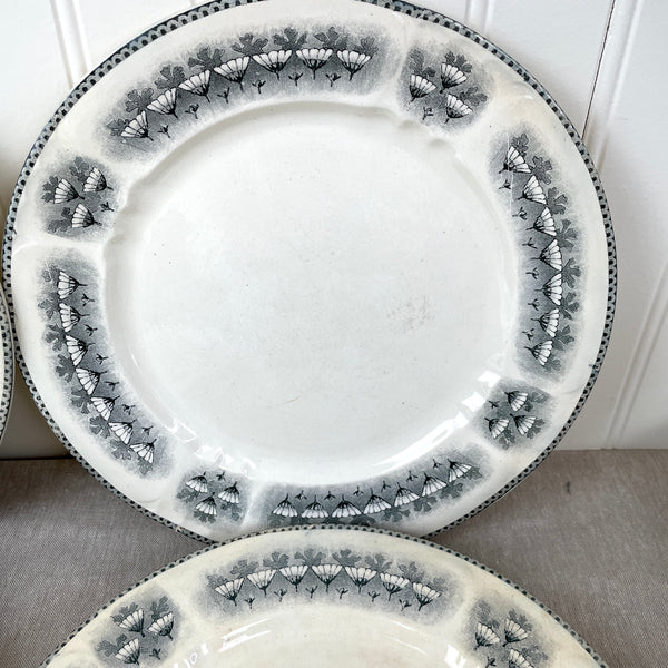 HB & Cie / Choisy-le-Roi Paquerettes plates - set of 4 - art nouveau faience pottery - NextStage Vintage