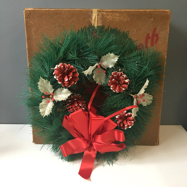NWC Novelty 16 inch wreath in original box - 1950s vintage - NextStage Vintage