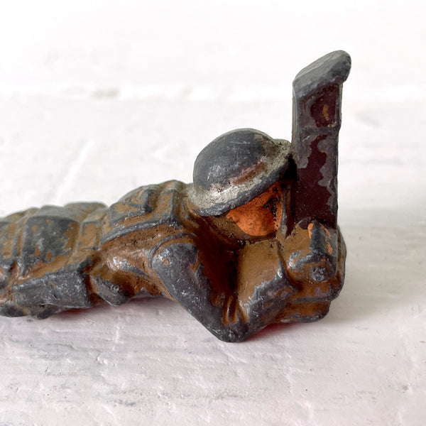 Manoil reclining soldier with periscope - 1930s dime store lead soldier - NextStage Vintage