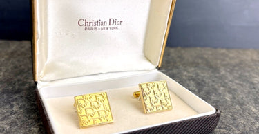 The case of the mismatched cufflink makers
