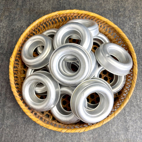 16 mid century mini round aluminum ring molds - Jello salads and dessert mold - wreath crafting - NextStage Vintage