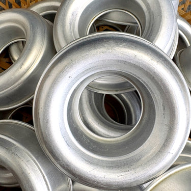 16 mid century mini round aluminum ring molds - Jello salads and dessert mold - wreath crafting - NextStage Vintage