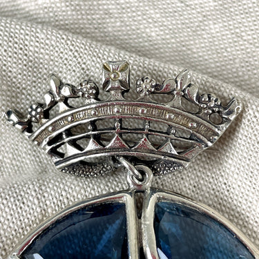 Bretagne crest crown brooch in sapphire and silver - 1980s vintage - NextStage Vintage