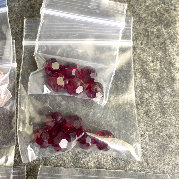 8mm round crystal beads Swarovski? - 108 pcs - 8 color assortment