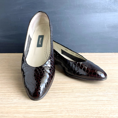 Bally Eden low heel brown croc patent leather pump - size 7.5M