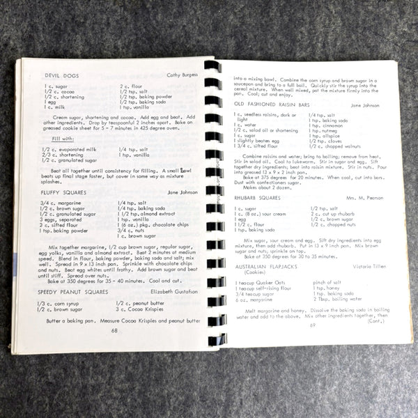 Favorite Recipes - Congregational Church of Thompson, CT cookbook - NextStage Vintage