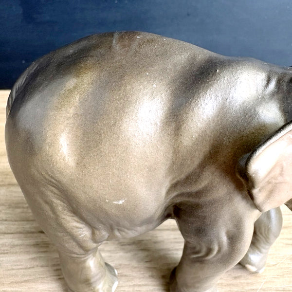 Hagen Renaker Designers' Workshop baby elephant - Pasha - 1950s vintage