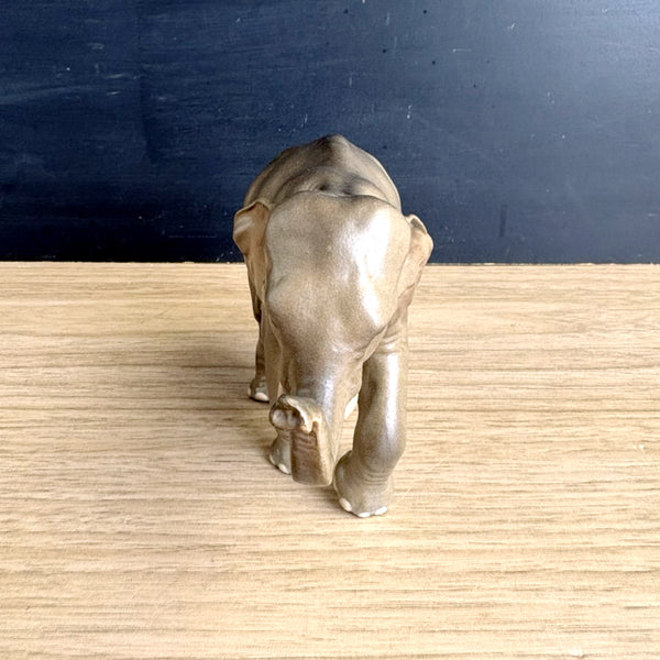 Hagen Renaker Designers' Workshop baby elephant - Pasha - 1950s vintage