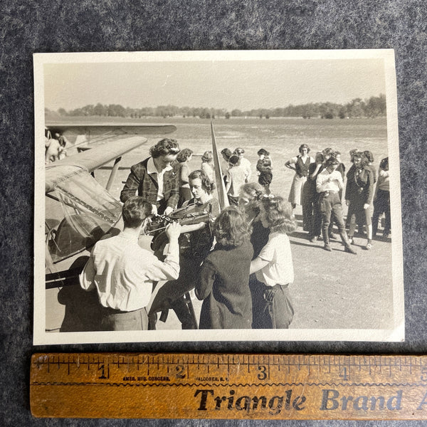 1930s Amelia Earhart photo x Lake Erie College booklet