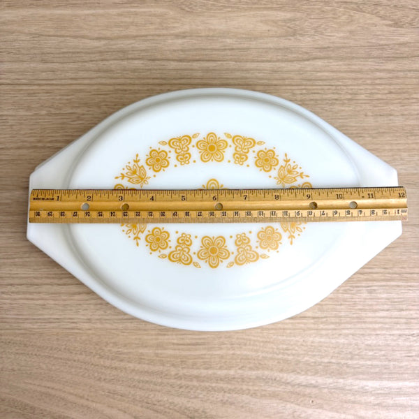 Vintage Pyrex divided casserole and lid 9450 - 1 1/2 quart - Butterfly Gold - NextStage Vintage