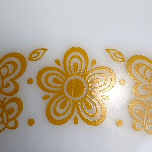 Vintage Pyrex divided casserole and lid 9450 - 1 1/2 quart - Butterfly Gold - NextStage Vintage