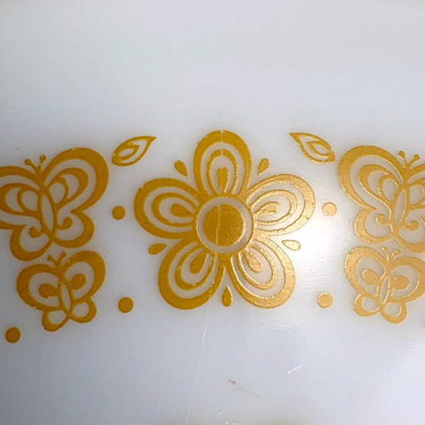 Vintage Pyrex divided casserole and lid 9450 - 1 1/2 quart - Butterfly Gold - NextStage Vintage