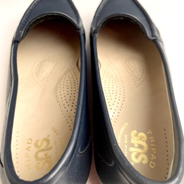 SAS Simplicity Everyday Loafers in navy - size 8.5 M - NextStage Vintage
