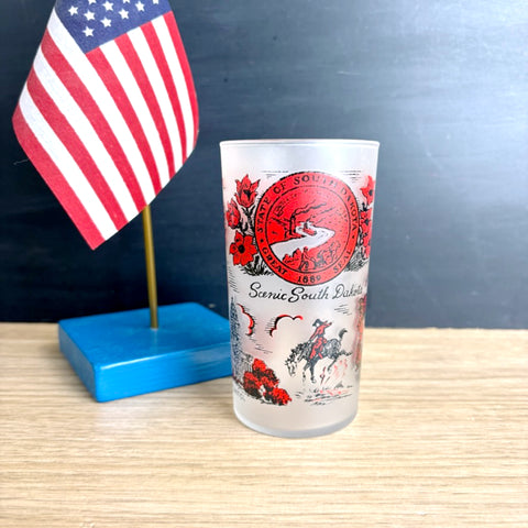 South Dakota souvenir state glass - 1950s Federal Glass printed glassware - NextStage Vintage
