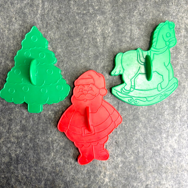 Set of 9 vintage Wilton imprint Christmas cookie cutters – red & green plastic - 1992 - NextStage Vintage