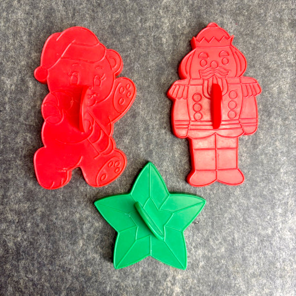 Set of 9 vintage Wilton imprint Christmas cookie cutters – red & green plastic - 1992 - NextStage Vintage