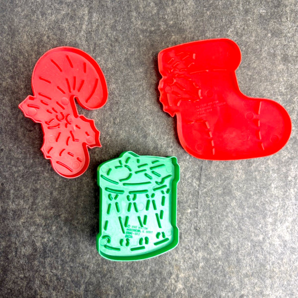 Set of 9 vintage Wilton imprint Christmas cookie cutters – red & green plastic - 1992 - NextStage Vintage