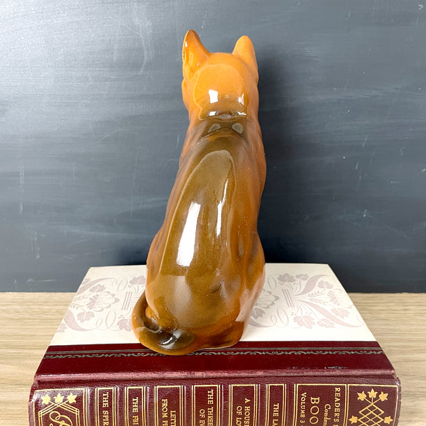 JSC Pottery Abyssinian cat figurine - 1967 vintage - NextStage Vintage