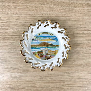 Atlantic City, NJ souvenir mini plate  - 1950s vintage road trip souvenir - NextStage Vintage