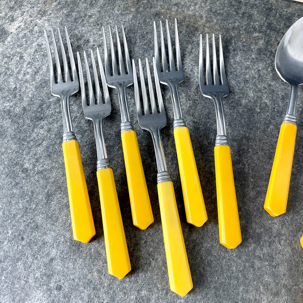 Peerless stainless flatware set for 6 with bakelite handles - vintage - NextStage Vintage