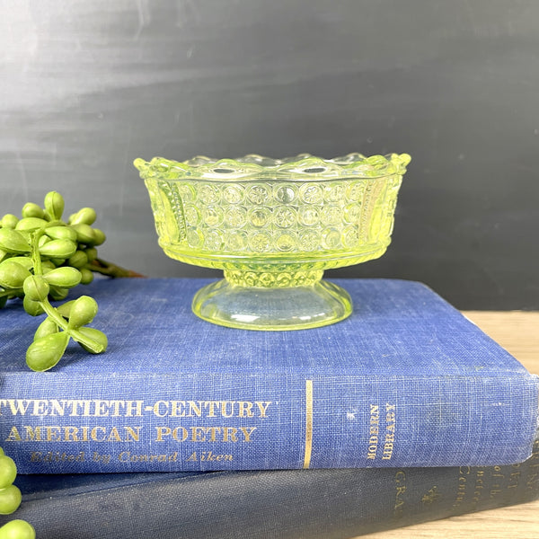 Richards & Hartley Daisy pattern canary yellow berry bowl - 1887 antique - NextStage Vintage