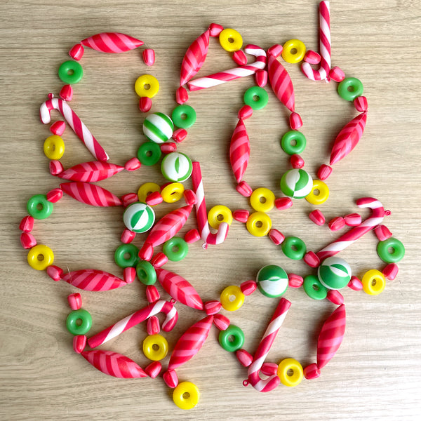 Blow mold plastic candy garland - 11' long - 1980s vintage