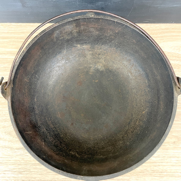 Cast iron scotch bowl #2 - antique cast iron kettle