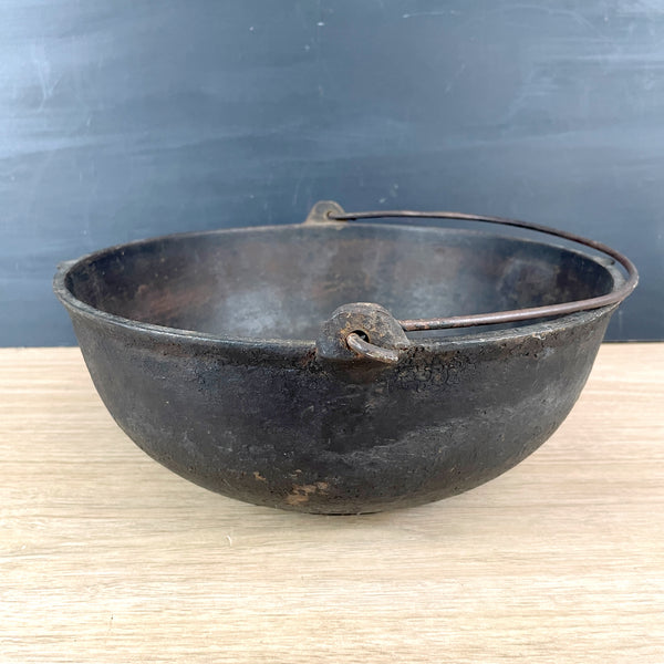 Cast iron scotch bowl #2 - antique cast iron kettle