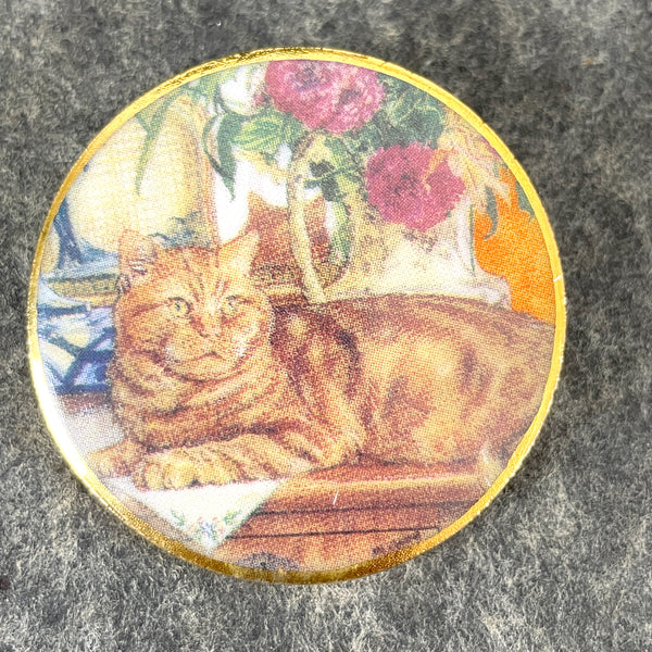 Lounging cat round porcelain brooch - NextStage Vintage