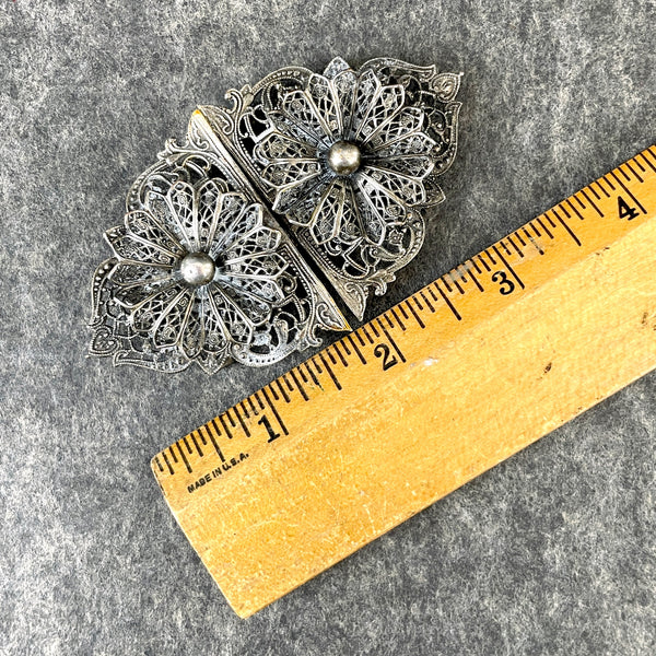 Ajouré metal belt buckle - silvertone - antique accessory - NextStage Vintage