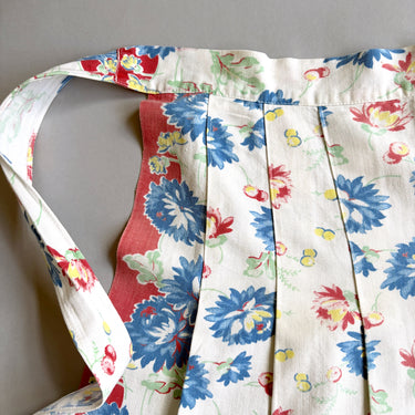 Vintage mid-century handmade half apron – floral toweling fabric, pleated, red selvedge trim - NextStage Vintage