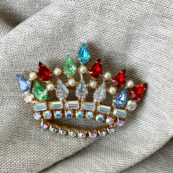 B. David crown rhinestone brooch - vintage 1950s costume jewelry