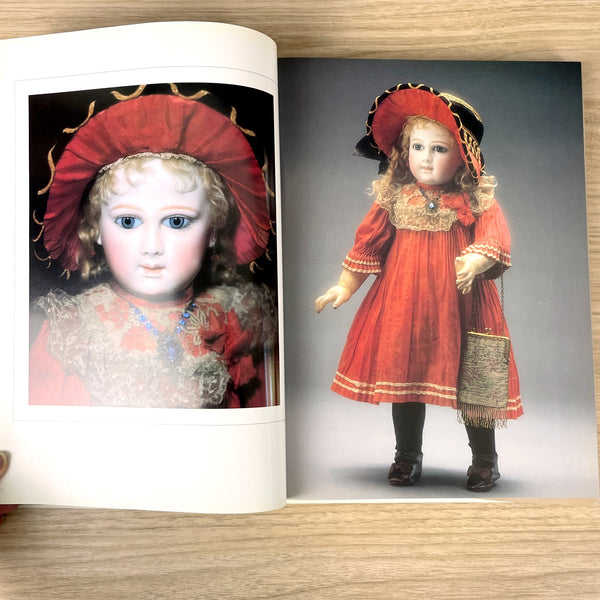 Portrait of Antique Dolls - France edition - photos by Kazuya Nitta - NextStage Vintage