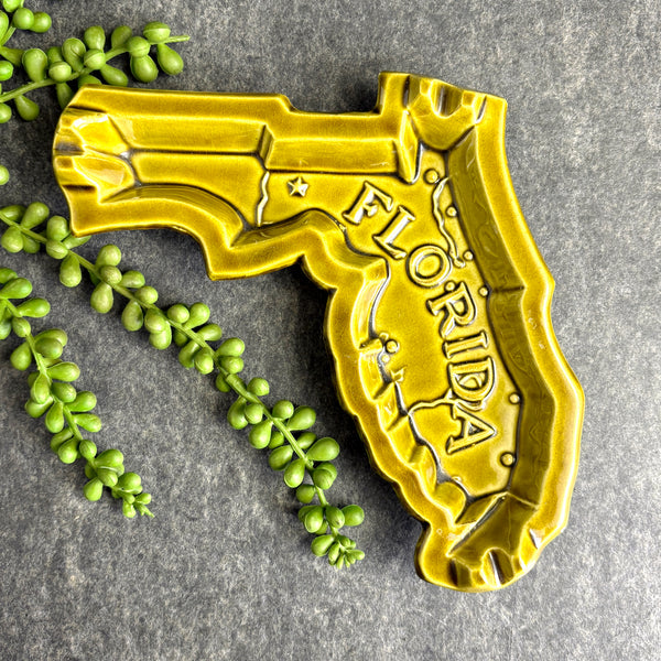 Florida shaped ceramic ashtray - vintage 60s travel souvenir - NextStage Vintage