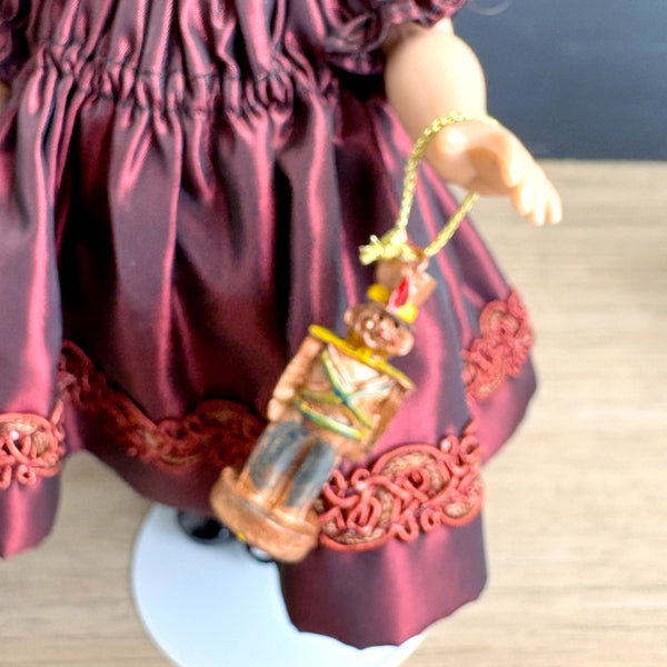 Vogue Ginny doll - 2003 - maroon taffeta dress