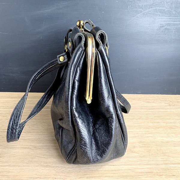 Margolin black leather handbag - 1970s vintage - snap clasp - grannycore