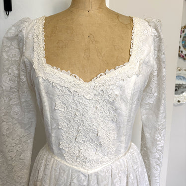 Vintage 1970s Gunne Sax Romantic Renaissance Bridal white lace gown - size S - NextStage Vintage