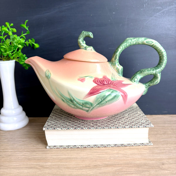 Hull Pottery Woodland pink and green Aladdin teapot - W-26 - 1950s vintage