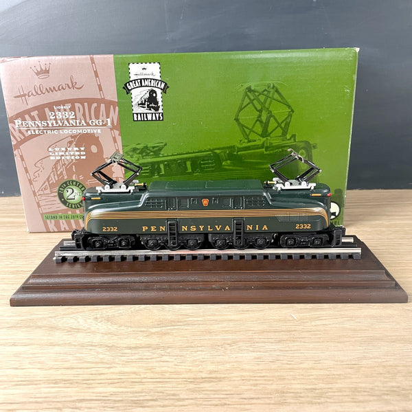 Hallmark Great American Railways Lionel 2332 Pennsylvania GG-1 Electric Locomotive - NextStage Vintage