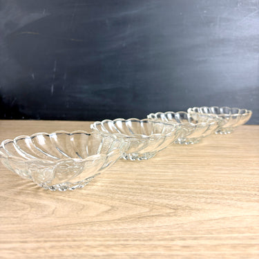 Hazel Atlas Colonial Swirl fruit/dessert bowls set of 4 – mid century 4.75" clear pressed glass - NextStage Vintage