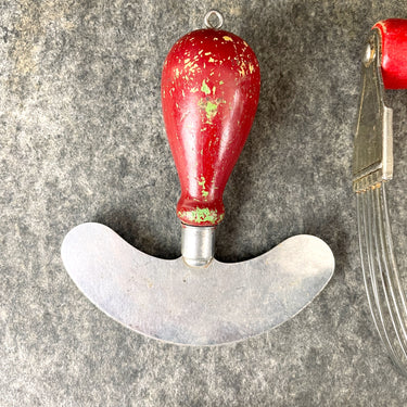 Kitchen tool essentials assortment - 7 vintage utensils - NextStage Vintage