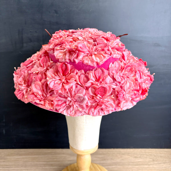 Vintage 1950s Floral Ladies Hat with Velvet Ribbon & Silk Flowers – Union Made – G. Fox & Co. Box