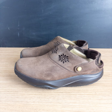 MBT Kipimo Women's Size 7.5 Chocolate Leather Rocker Sole Shoes Slip On Mule EU 37 2/3 Box