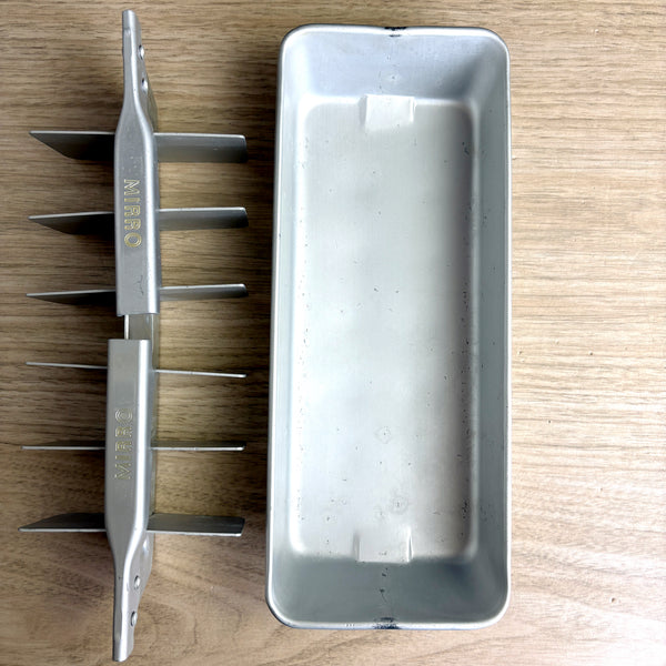 Mirro double lever handle aluminum ice cube tray - 1960s vintage