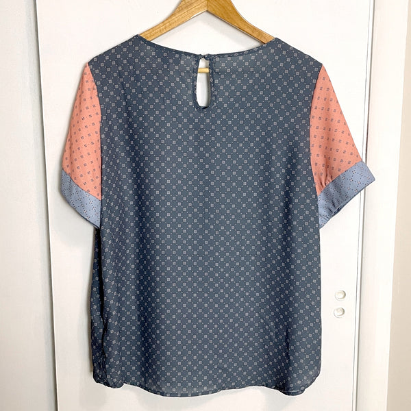 Modcloth pullover silky top - size XL - NextStage Vintage