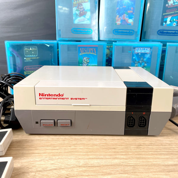 Nintendo Entertainment System - 1985 gaming - tested - NextStage Vintage