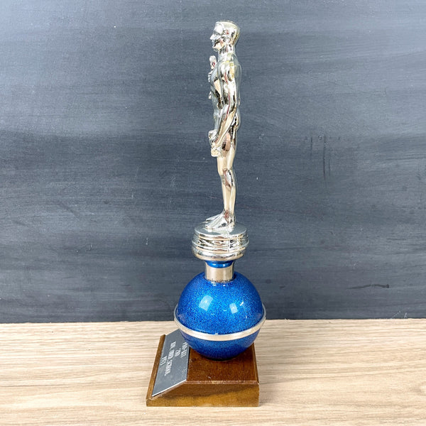 Dog obedience school trophy - 1971 vintage - NextStage Vintage