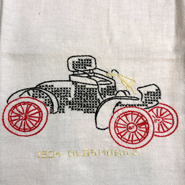 Vintage mid-century hand embroidered 1904 Oldsmobile car tea towel – toweling fabric with antique car - NextStage Vintage